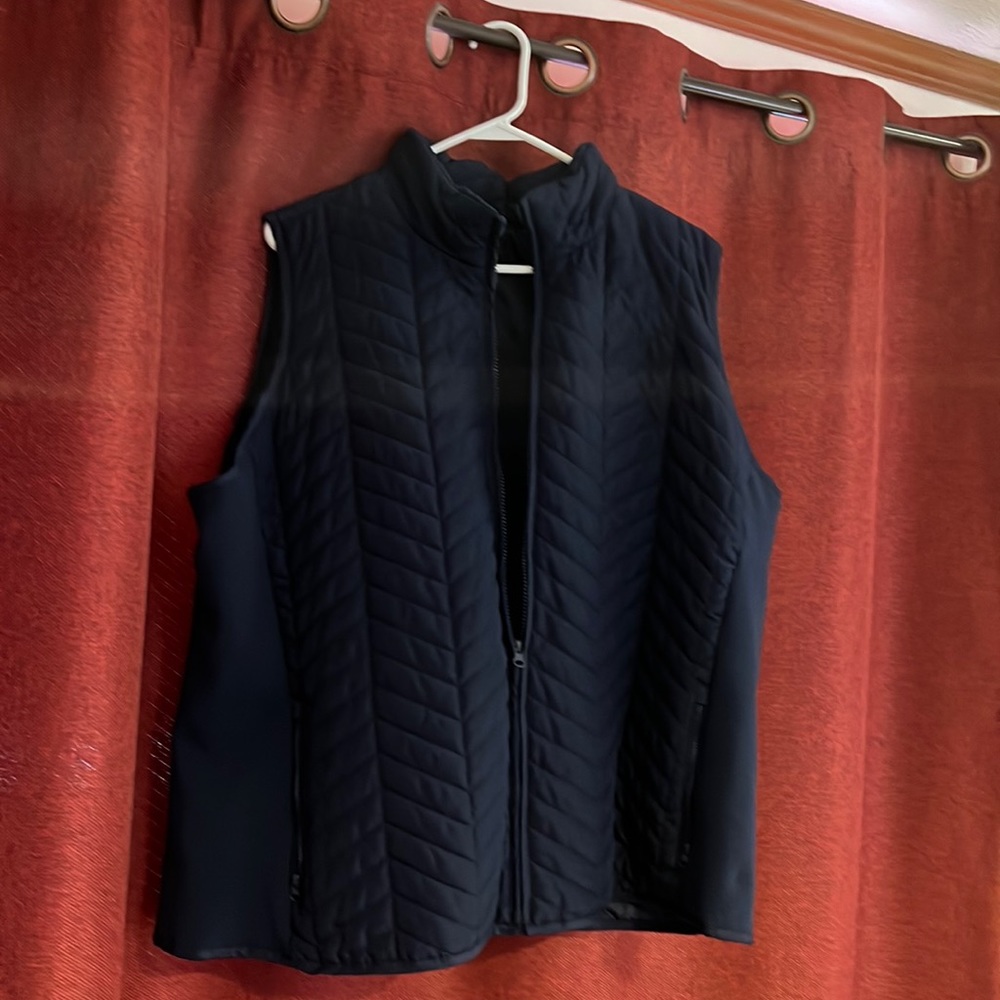 Women’s navy blue vest